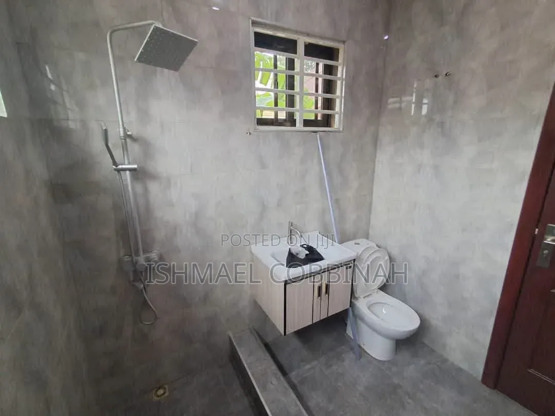 3bdrm House in Ishmit Housing Hub, Frafraha for rent