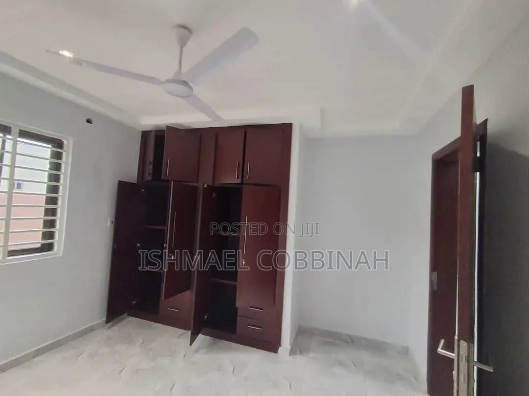 3bdrm House in Ishmit Housing Hub, Frafraha for rent