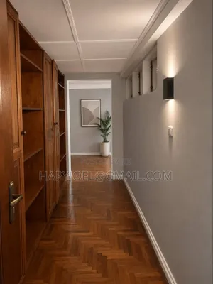 2bdrm House in Mills, Dzorwulu for rent