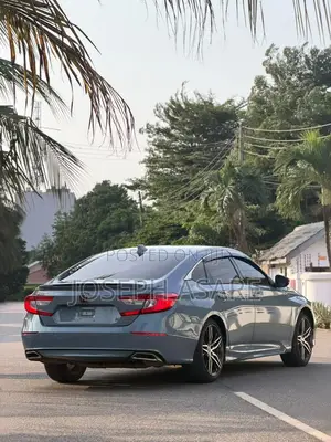 Honda Accord Touring 2.0T 2022