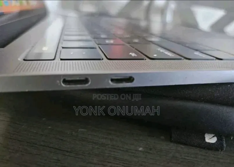 Laptop Apple MacBook Pro 2017 8GB Intel Core i5 SSD 128GB