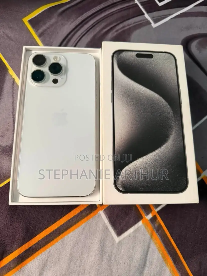 Apple iPhone 15 Pro Max 256 GB Silver