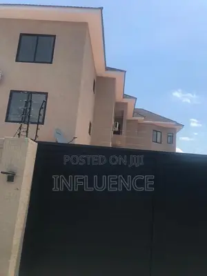 2bdrm Apartment in A & C Mall Area, East Legon for rent