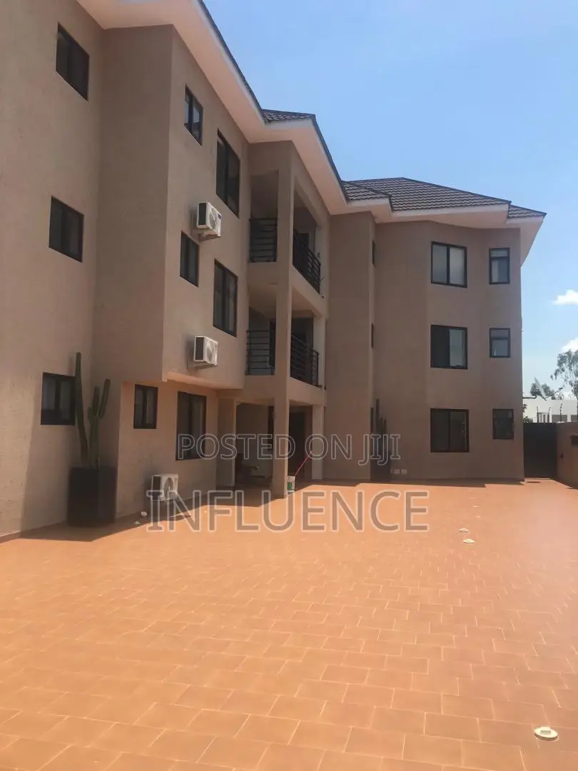 2bdrm Apartment in A & C Mall Area, East Legon for rent