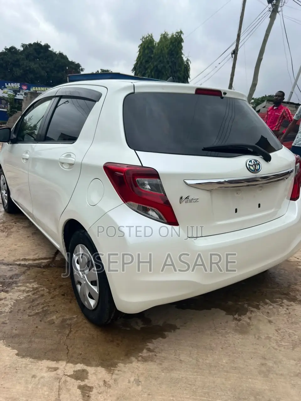Toyota Vitz 2015 White