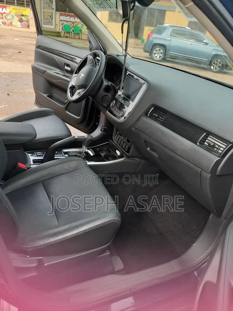 Mitsubishi Outlander 2018