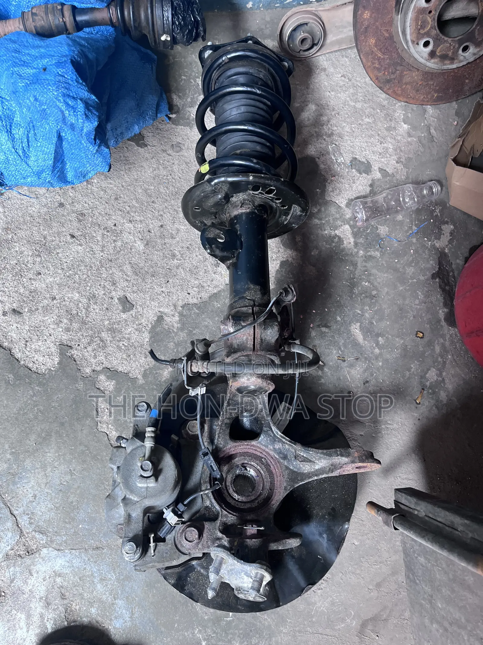 Honda CRV Shocks and Hub 2017,2018,2019,2020