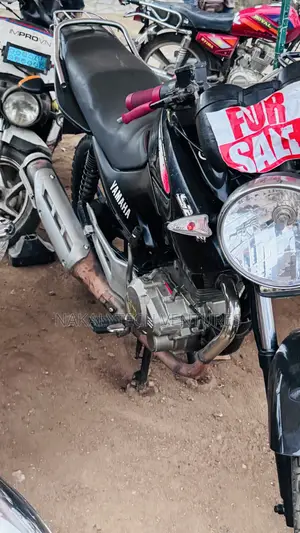 Yamaha 2020 Black