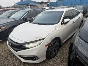 Honda Civic Touring Sedan 2019 White