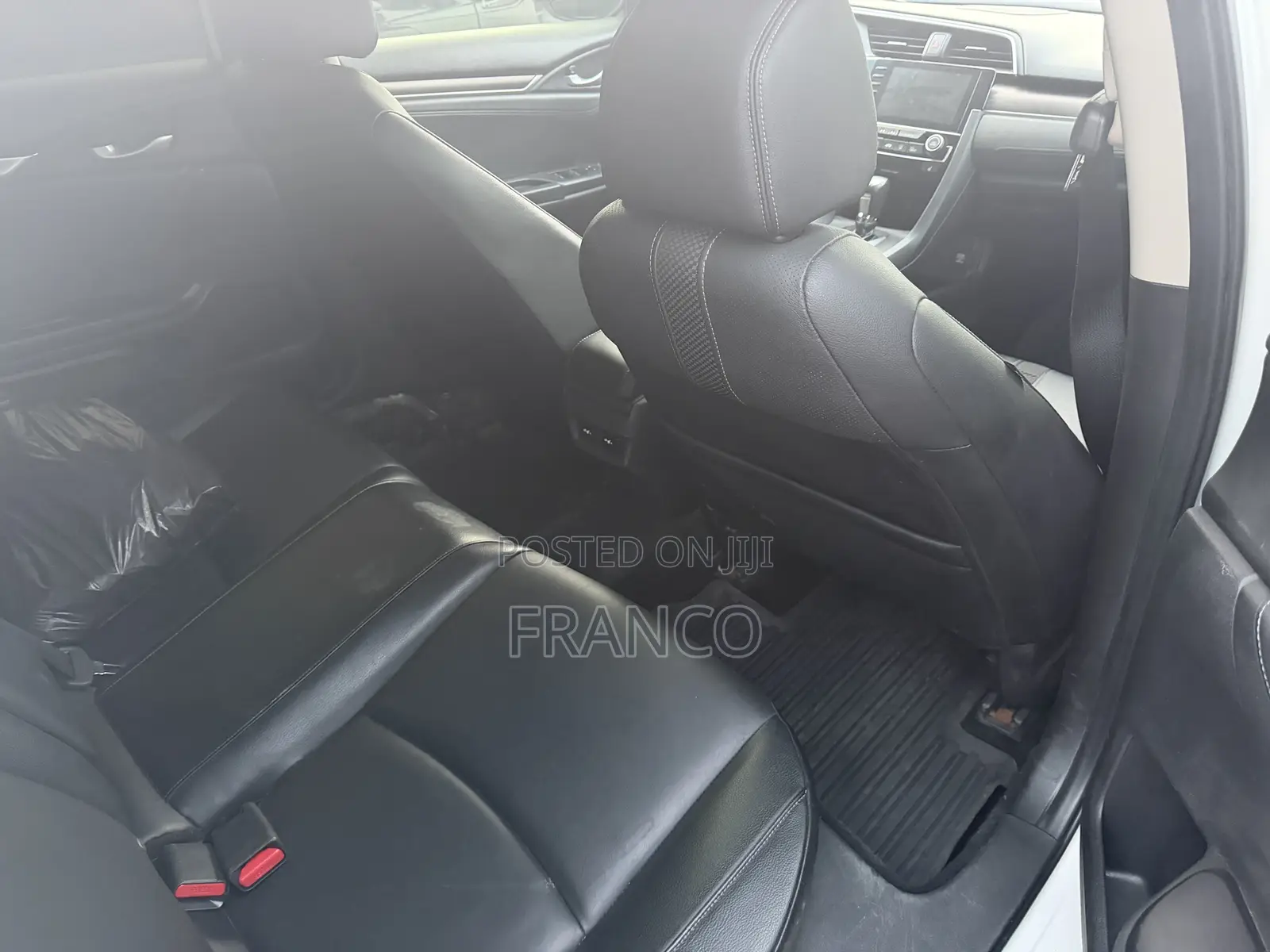 Honda Civic Touring Sedan 2019 White