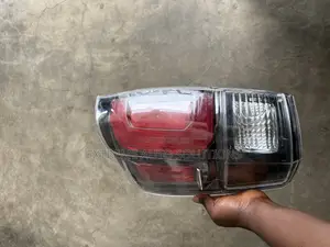 Toyota Tacoma 2016 2017 2018 2019 2020 2021 Taillight