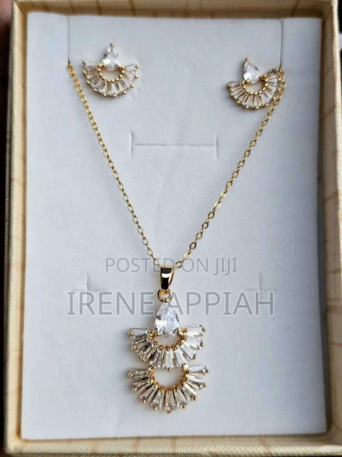Stunning Jewellery Set