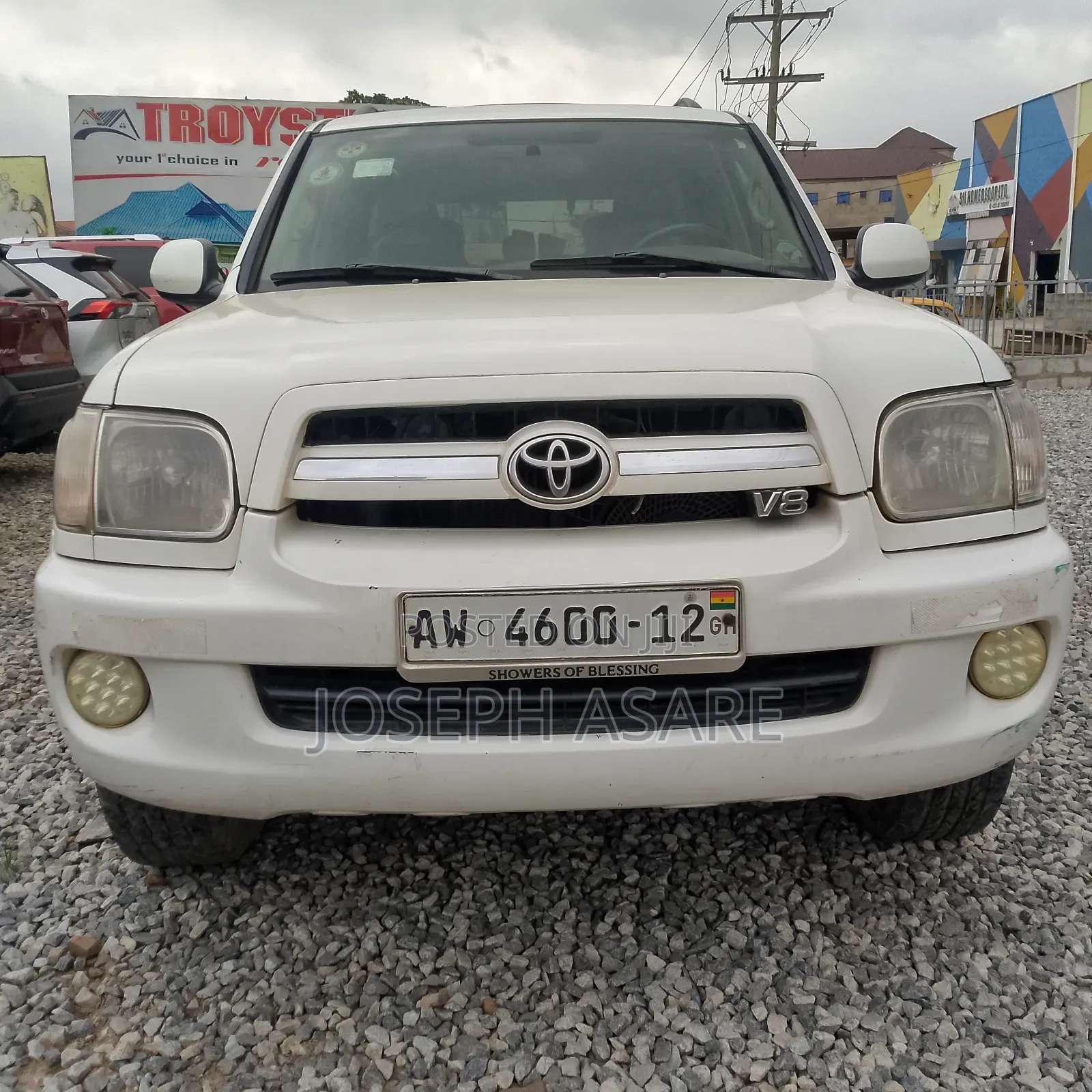 Toyota Sequoia 2004 White