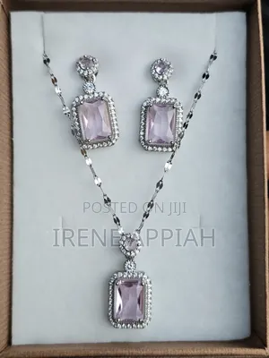 Pretty Jewellery Set for Her