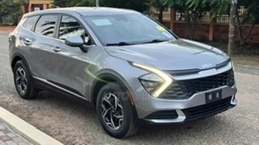 Kia Sportage LX 2023 Silver