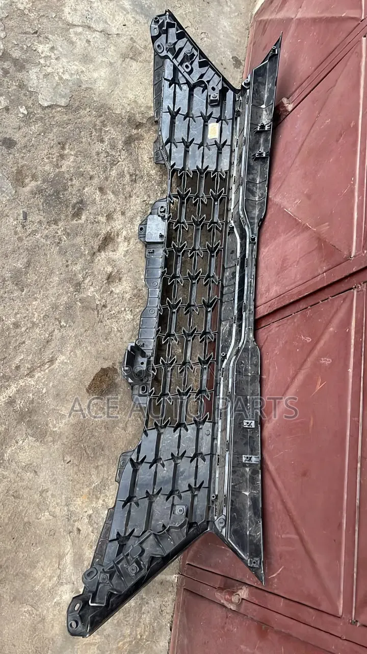 2025 Kia Sportage Front Shells