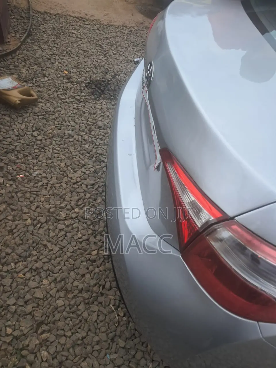 Toyota Corolla LE 4dr Sedan (1.8L 4cyl CVT) 2014 Silver