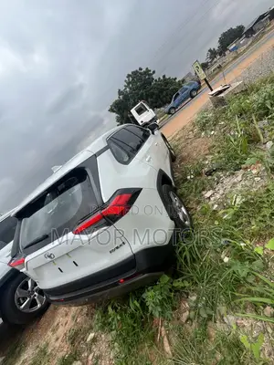 Toyota RAV4 LE FWD 2023 White
