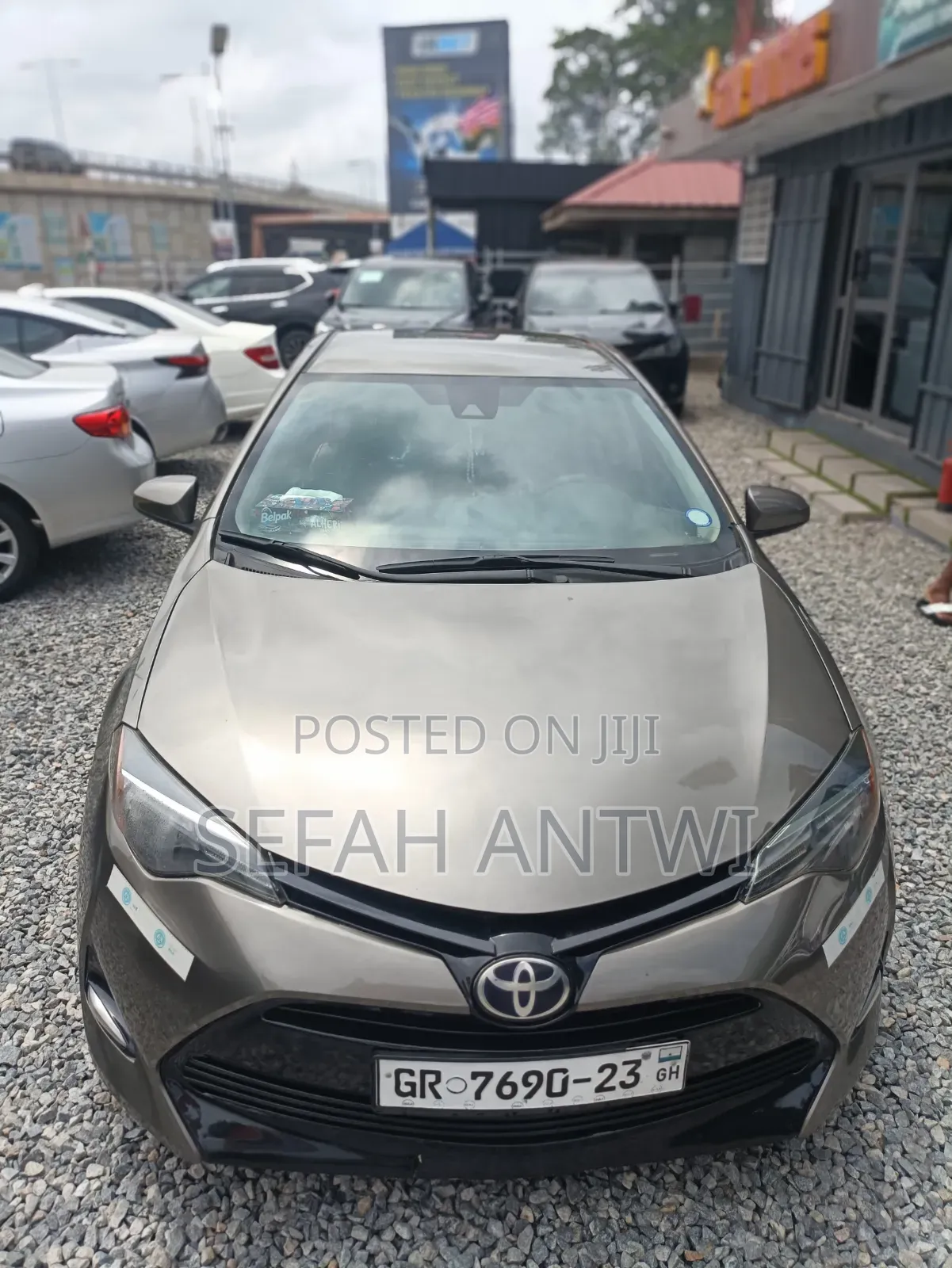 Toyota Corolla 2019 Brown