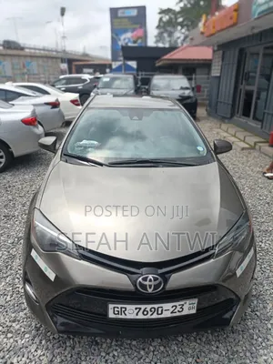 Toyota Corolla 2019 Brown