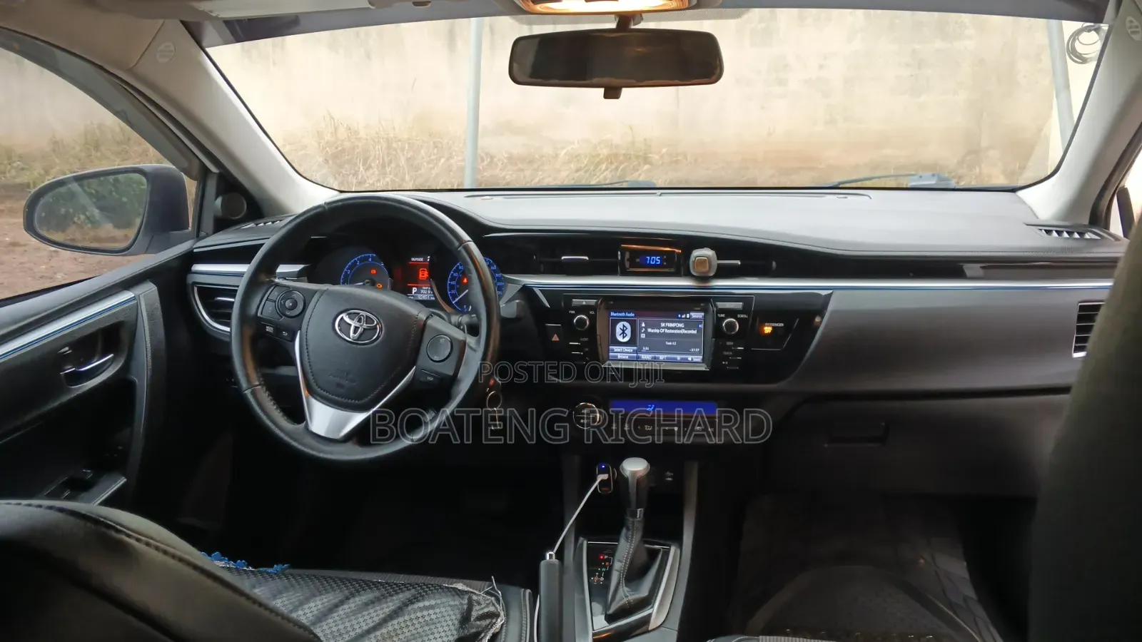 Toyota Corolla 2015 White