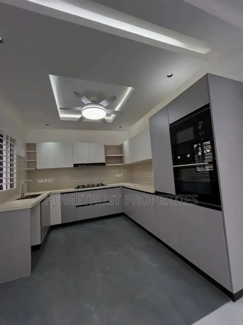 3bdrm Duplex in East Legon Trassaco, Boundary Road Area for sale