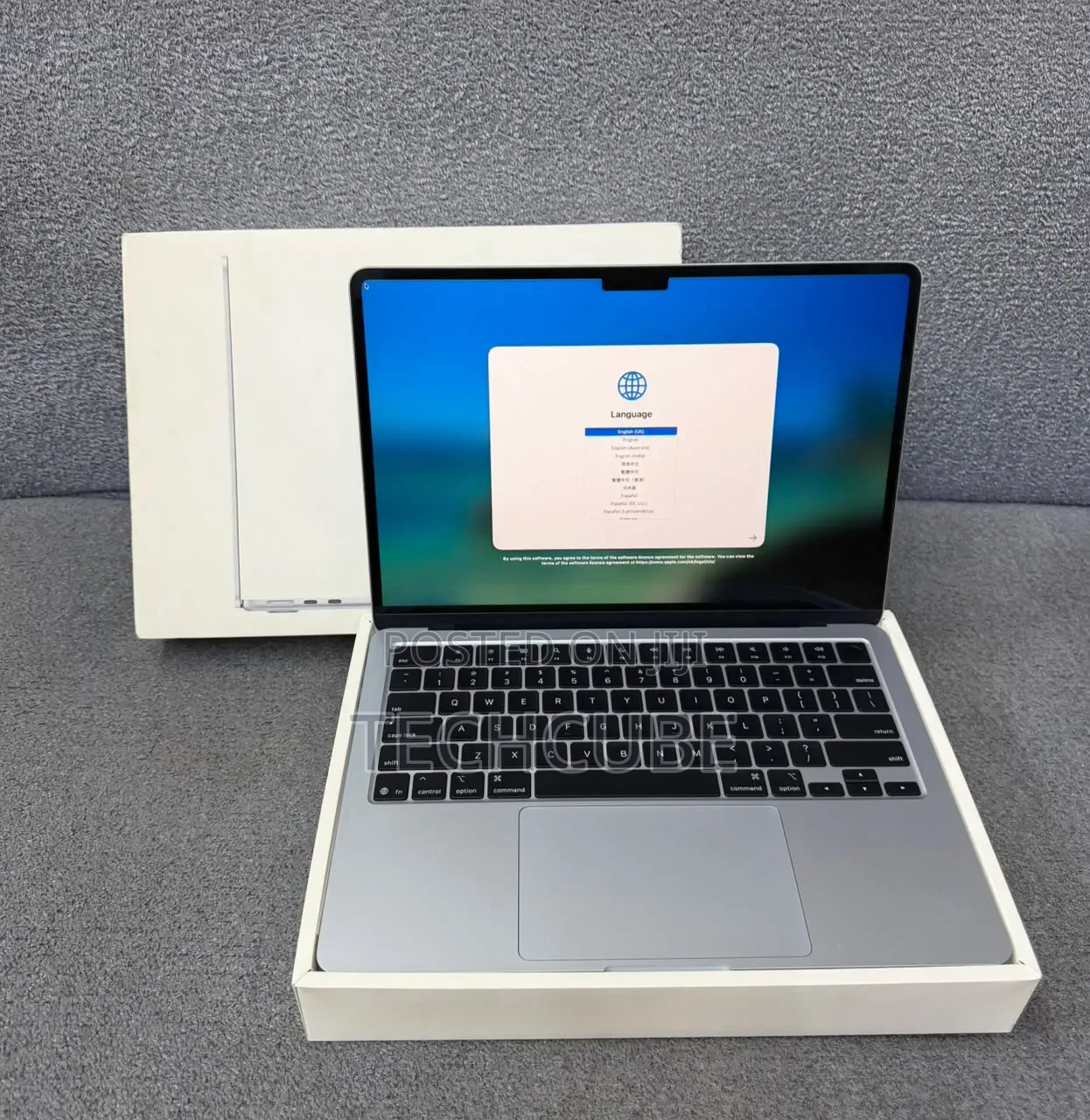 New Laptop Apple MacBook Air 2025 M4 16GB Apple M4 SSD 256GB