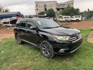 Toyota Highlander 2015 Black