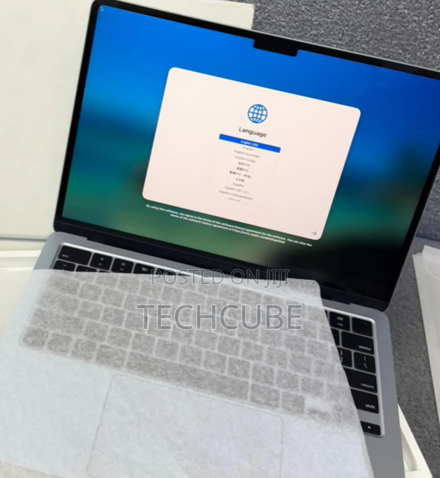 New Laptop Apple MacBook Air 2025 M4 16GB Apple M4 SSD 256GB