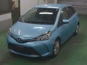 Toyota Vitz 1.3 FWD 5dr 2016 Blue