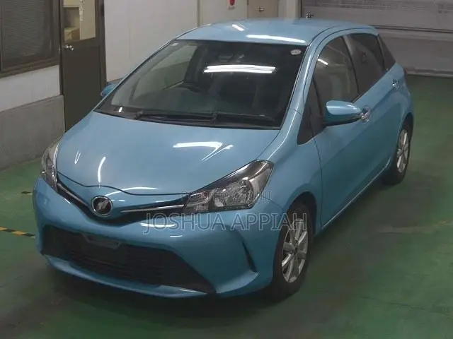 Toyota Vitz 1.3 FWD 5dr 2016 Blue