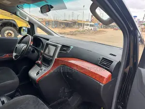 Toyota Vellfire Z 2.4 FWD 7-Seater 2010 Black
