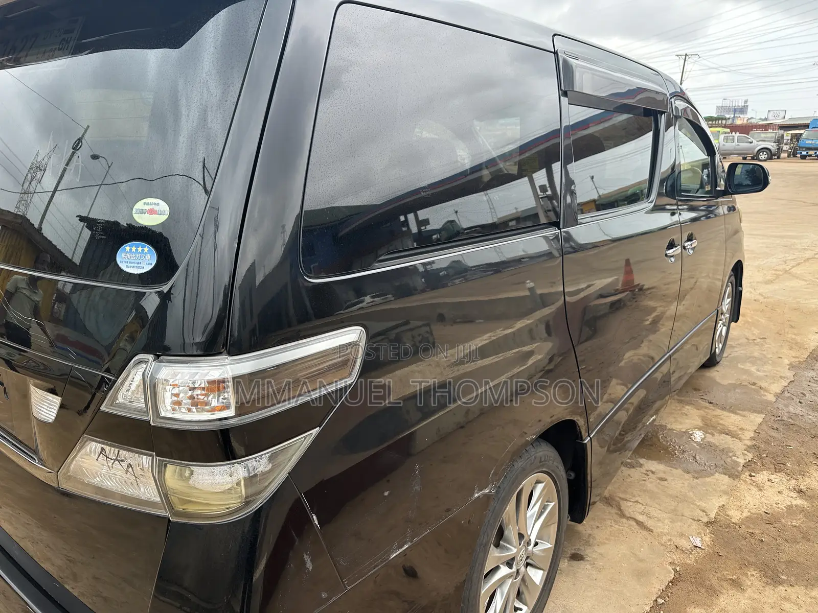 Toyota Vellfire Z 2.4 FWD 7-Seater 2010 Black