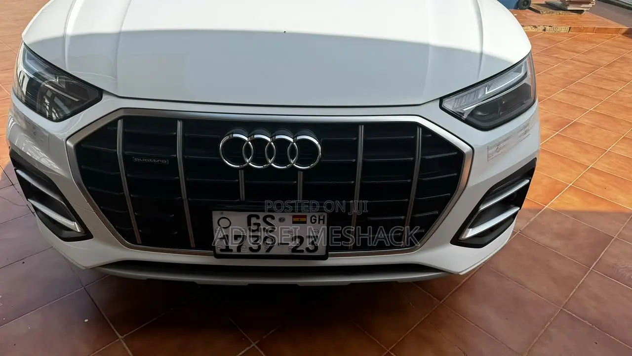 Audi Q5 Premium 2021 White