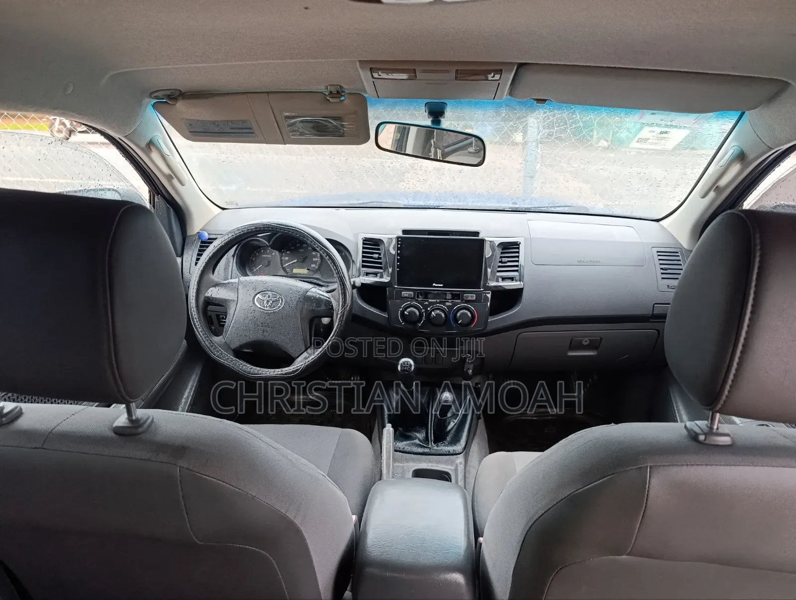 Toyota Hilux 2015 Blue