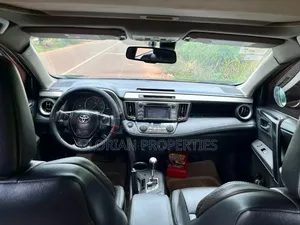 Toyota RAV4 2016 Gray