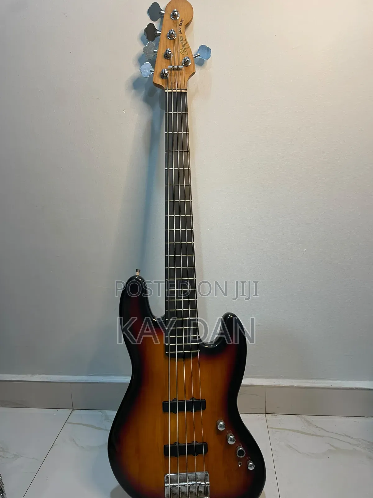 Squier Fender Jazz Bass