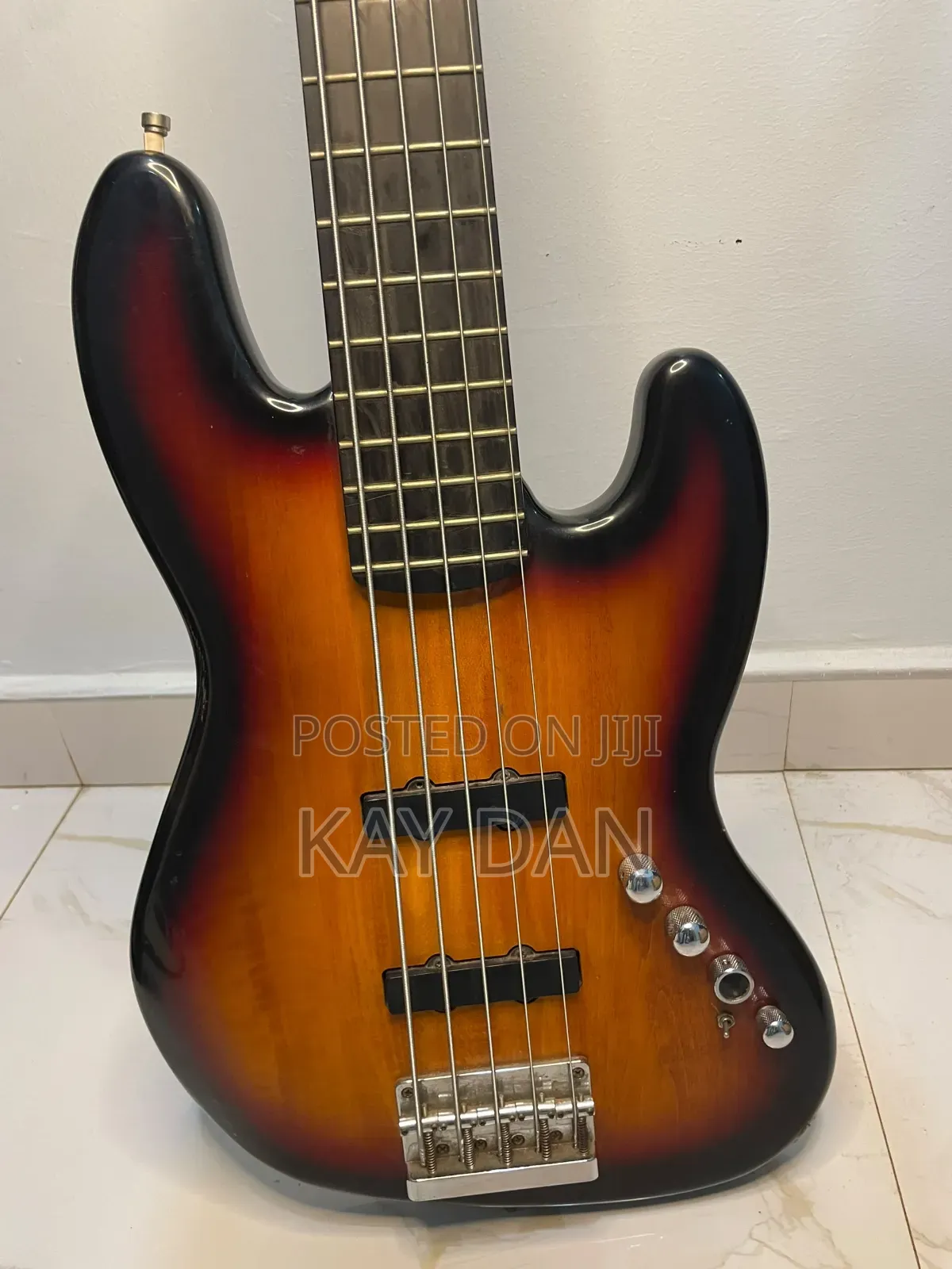 Squier Fender Jazz Bass