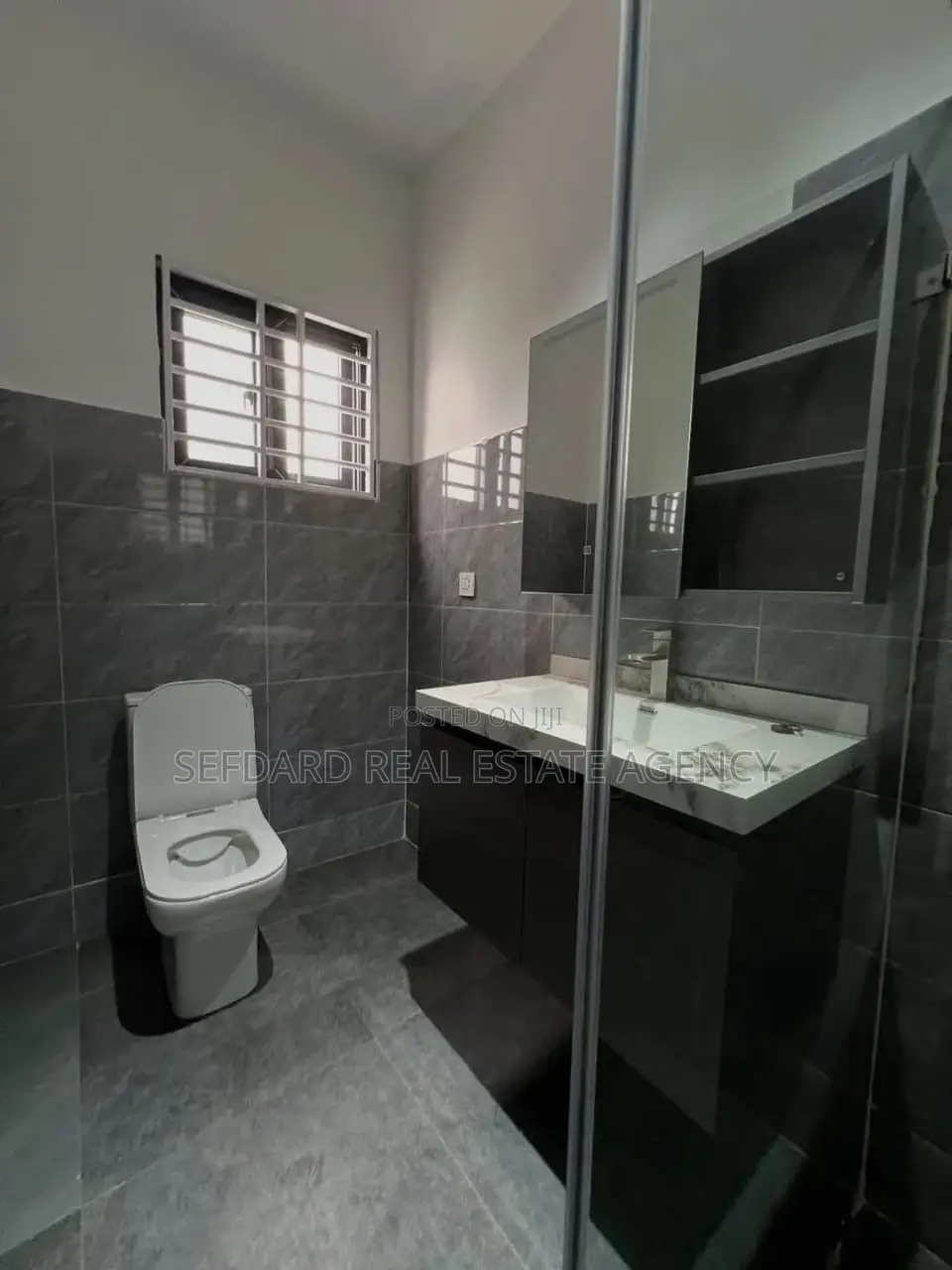3bdrm Duplex in Sefdard Properties, East Legon for sale