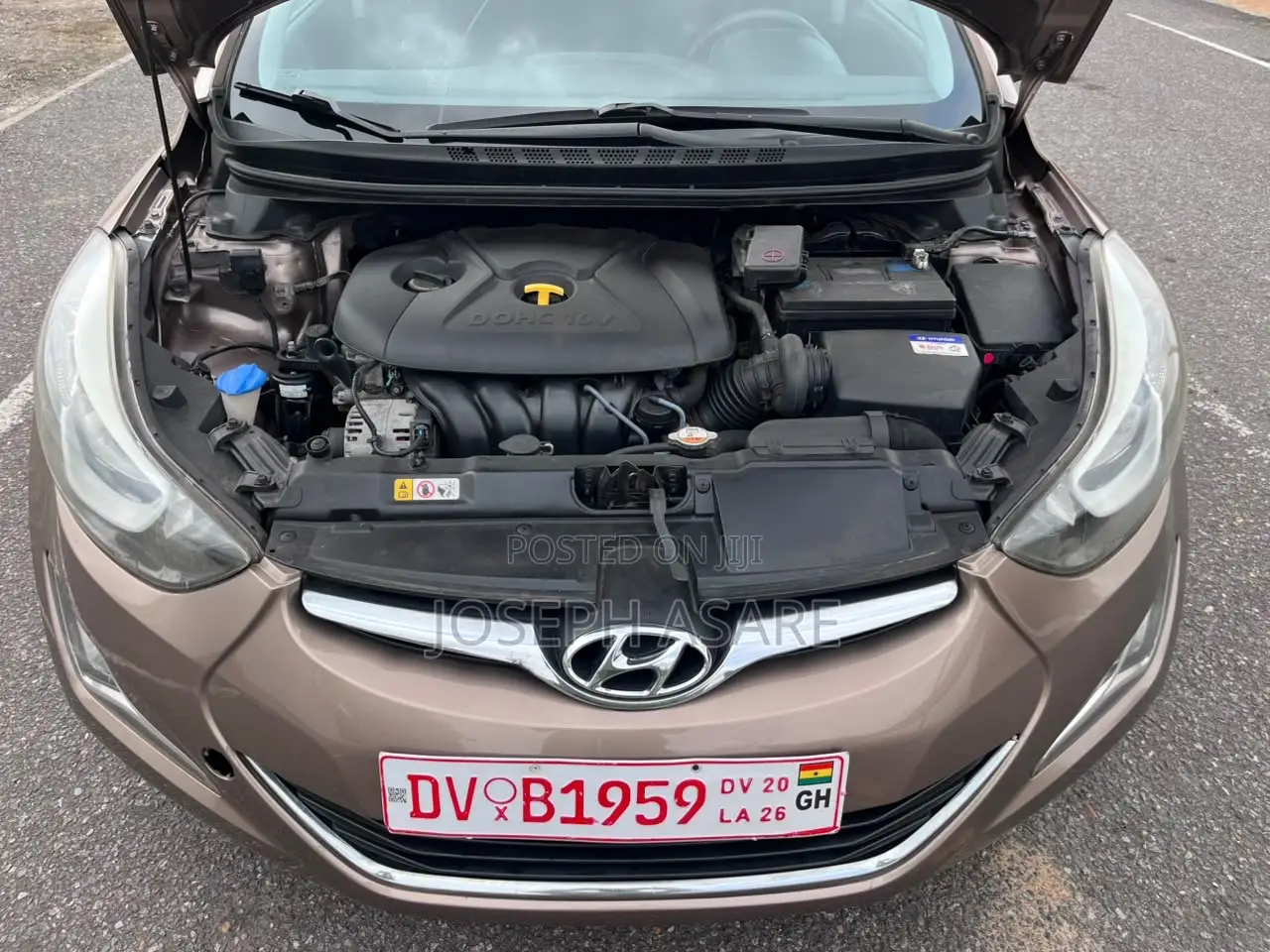 Hyundai Elantra Sport Sedan FWD (2.0L 4cyl 6A) 2016