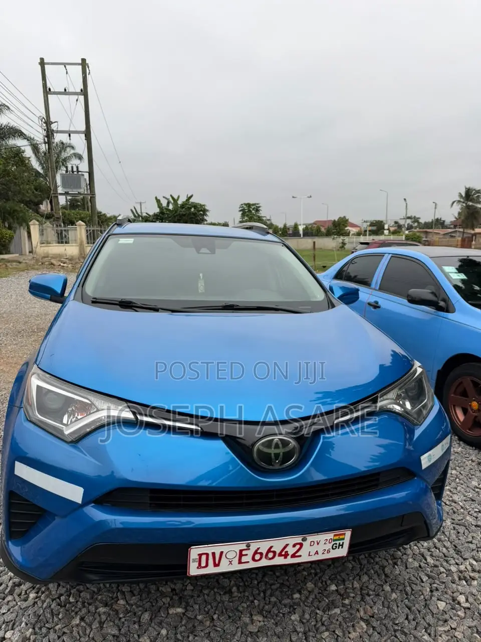 Toyota RAV4 LE AWD 2019 Blue