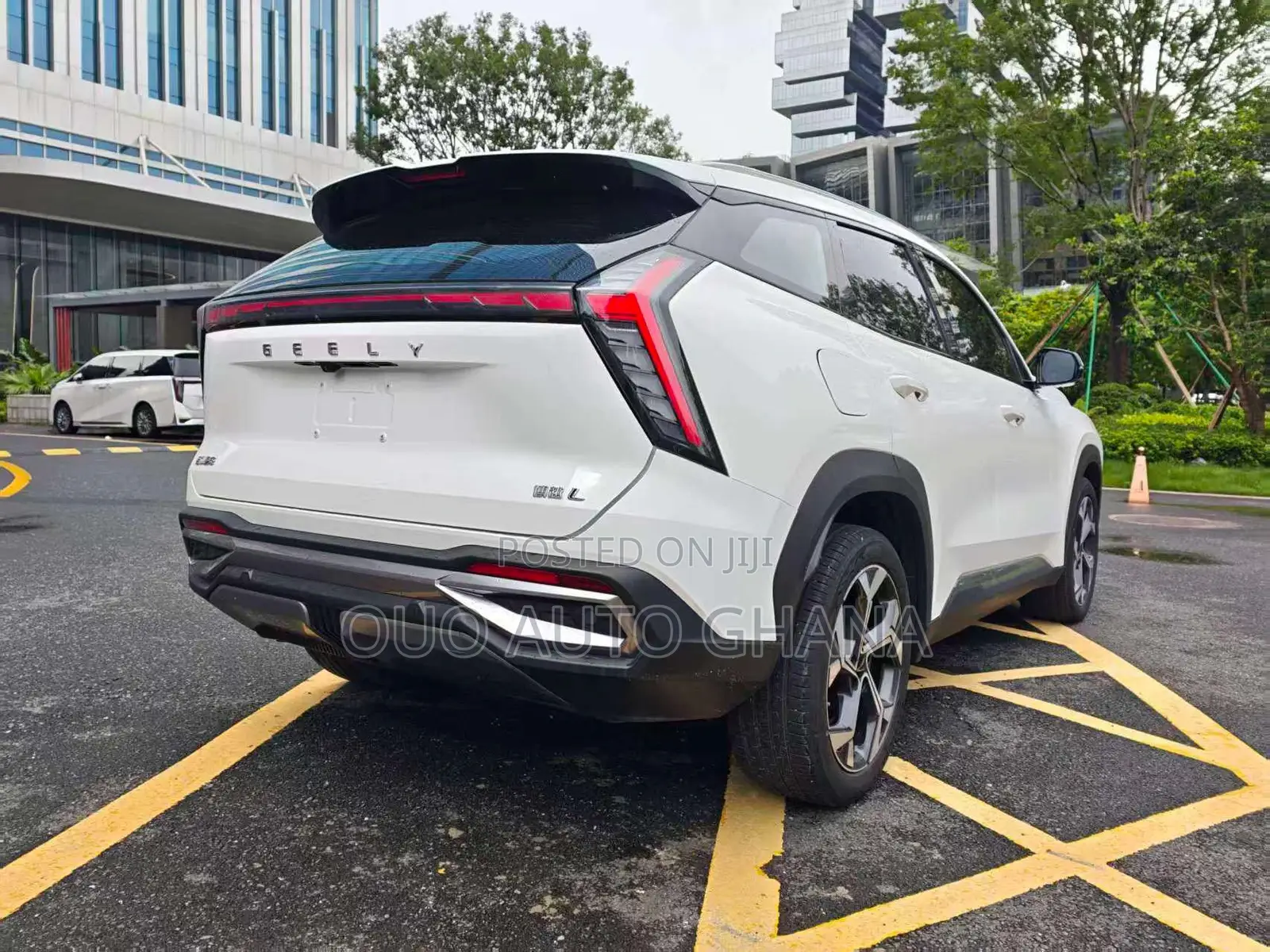 Geely Boyue 2024 White