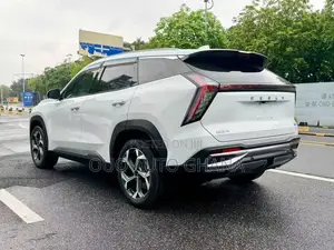 Geely Boyue 2023 White