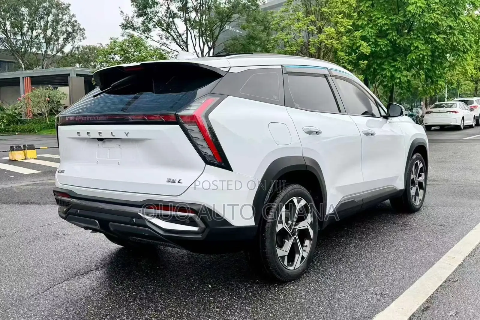 Geely Boyue 2023 White