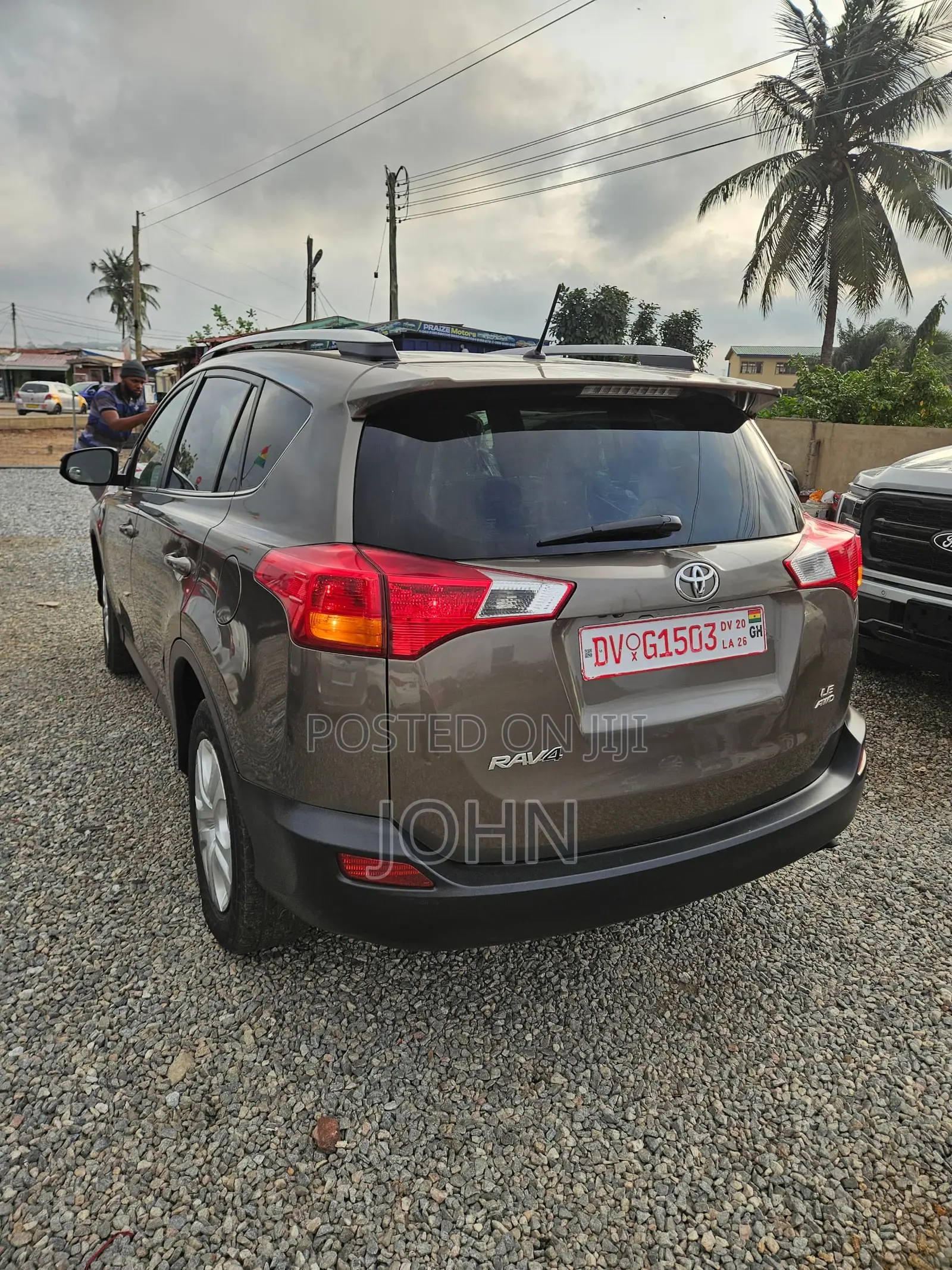 Toyota RAV4 LE AWD (2.5L 4cyl 6A) 2016 Gray