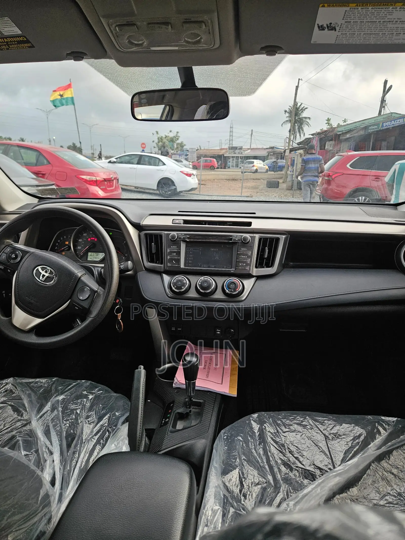 Toyota RAV4 LE AWD (2.5L 4cyl 6A) 2016 Gray