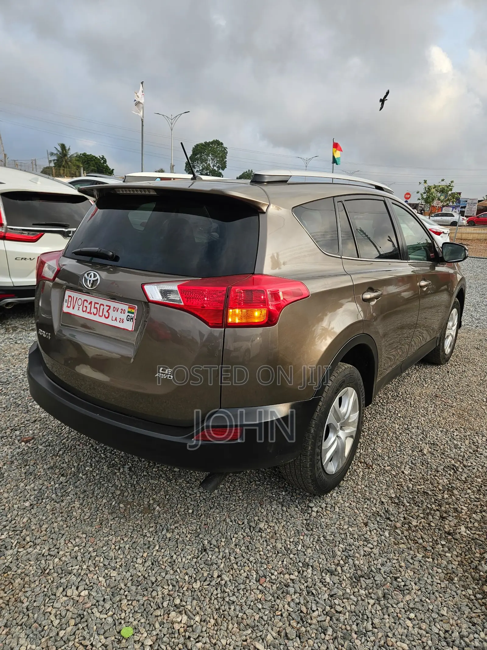 Toyota RAV4 LE AWD (2.5L 4cyl 6A) 2016 Gray