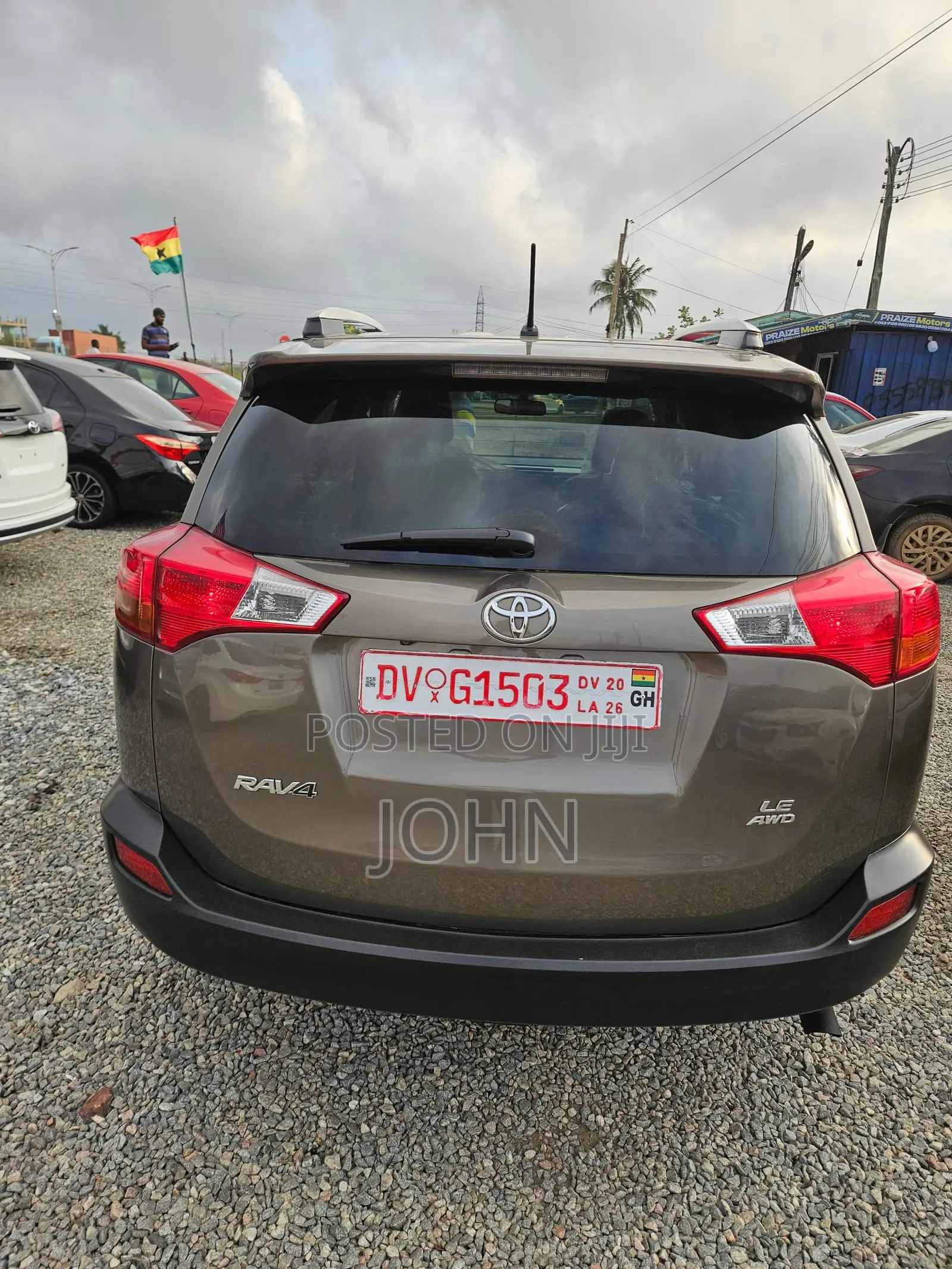 Toyota RAV4 LE AWD (2.5L 4cyl 6A) 2016 Gray