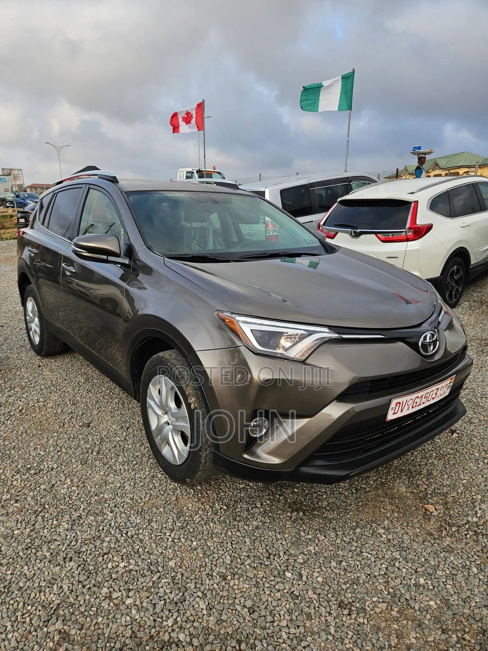 Toyota RAV4 LE AWD (2.5L 4cyl 6A) 2016 Gray