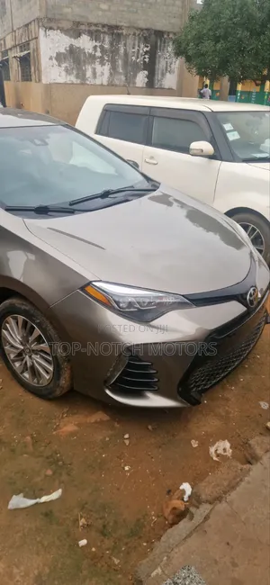 Toyota Corolla 2017 Gray